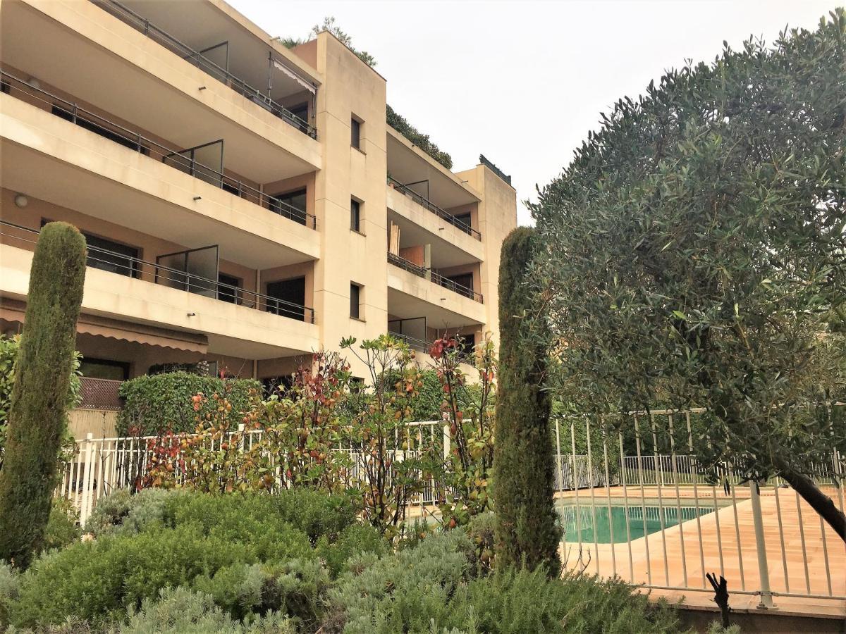 T2 proche de la gare, à 10 minutes à pieds de la Croisette, piscine&parking dans résidence de haut standing Cannes Exterior foto